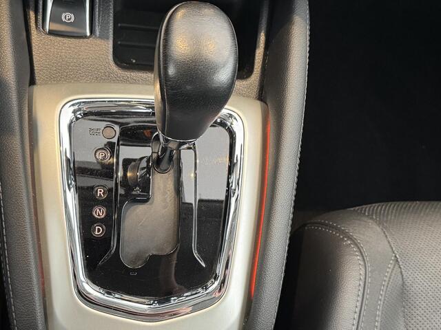 Nissan QASHQAI 1.2 Tekna Automaat / Leder / Trekhaak
