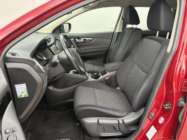 Nissan QASHQAI 1.6 Acenta 163PK / Trekhaak (1500 KG) / Cruise control / 100% dealeronderhouden / Lichtmetalen velgen / Parkeersensoren voor + achter
