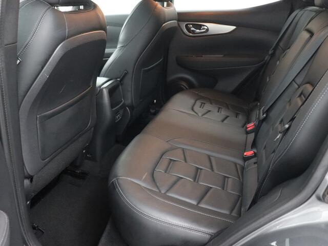Nissan QASHQAI 150 PK 1.3 DIG-T Tekna + Trekhaak, 1500 kg Apple Carplay/Android Auto, panodak, Cruise control adaptief, Bose speakers, Dodehoek detector, Panoramadak, Parkeersensoren voor en achter, Verwarmde voorruit, Voorstoele Deze Nissan Qashqai 1.3 DIG-T Tekna+ u