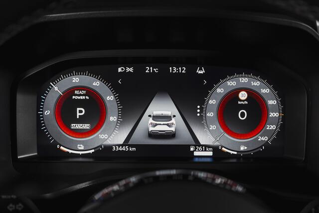 Nissan QASHQAI 1.5 e-Power 190 PK Business Design | Pano | Dig. Cockpit | Adapt. Cruise | PDC | 360 Camera | NAV + App. Connect | ECC | DAB | LM 18" |