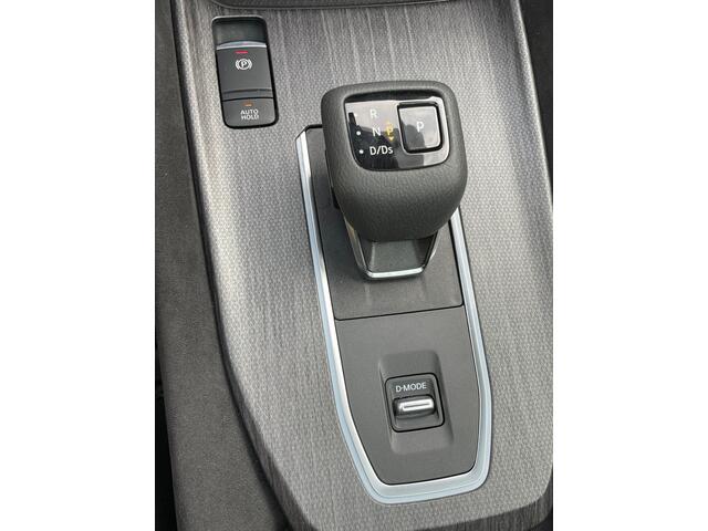 Nissan QASHQAI 1.3 MHEV Tekna Plus Automaat Navigatie, Panoramadak, 20"lm, LED, Bose, 360 Camera, Pro-Pilot, Head Up Display