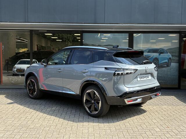 Nissan QASHQAI 1.5 e-Power Tekna Plus NIEUW UIT VOORRAAD LEVERBAAR | Stoelmassage | Lederen bekleding | Bose geluidsinstallatie | Stoelverwarming | Stuurverwarming | Adaptieve Cruise Control | Climate Control | Panoramadak | Apple CarPlay & Android Auto | 10 jaar fabrie