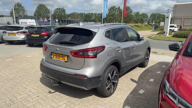 Nissan QASHQAI 1.3 DIG-T N-Motion 159pk | Trekhaak | 1.500kg trekgewicht | Panoramadak | Stoelverwarming