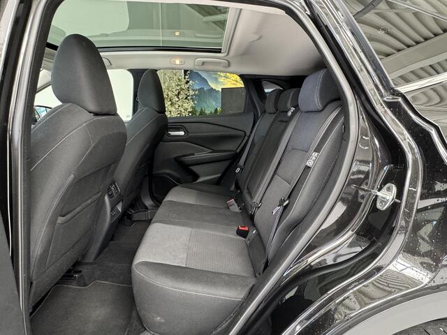 Nissan QASHQAI 1.3 MHEV Xtronic Premiere Edition | Panoramadak | 360 Camera | Climate Control | Adaptive Cruise Control | Apple CarPlay / Android CarPaly | Trekhaak | Dodehoek |
