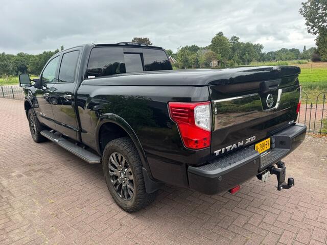 Nissan TITAN XD Platinum Reserve V8 Diesel Cummins Pick-UP