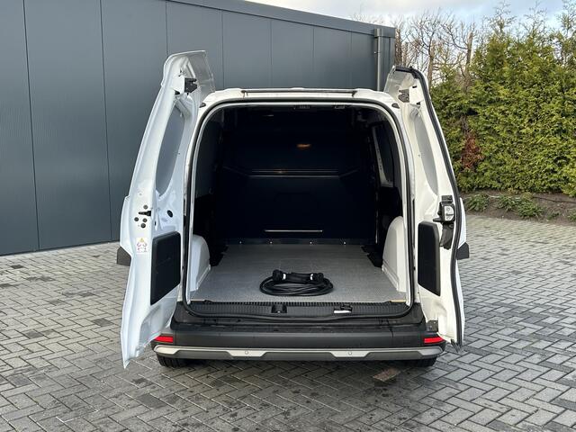 Nissan Townstar Nissan Townstar N-Connecta TEKNA L2H1 / 45 kWh / 100% Elektrisch / Fabrieksgarantie / 9.938 km / Camera / ECC / Cruise / Apple carplay / Android auto