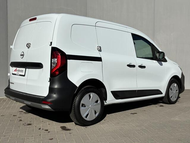 Nissan Townstar DIG-T 130 L1 2,0t Acenta / Dealer onderhouden / Navigatie d.m.v. Apple Carplay/Android Auto / Cruise Control / Airco / Parkeersensoren achter / All-Season banden /