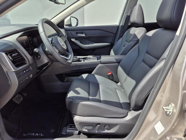 Nissan X-TRAIL 1.5 e-Power Tekna Automaat / HUD / Cold Pack / Sun-pakket / Glazen schuif- en kanteldak / Rondomzicht camera / Elektrische achterklep / Stuur-, Stoel en achterbankverwarming / Climate control / Adaptief CC / Keyless Entry/Start /