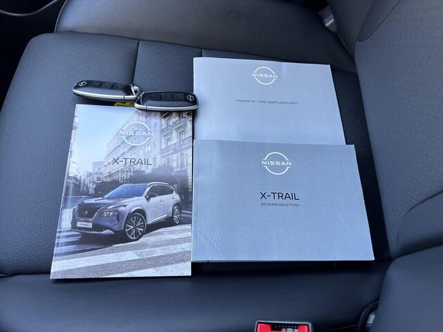 Nissan X-TRAIL 1.5 MHEV 163pk N-Connecta Automaat / Fabrieksgarantie to 04-2028 <100.000km** / Leder / Elektr. stoelen enk klep / Navigatie / Stuur-, stoel- en achterbankverwarming / Voorruitverwarming / HUD / Camera 360° / 18" LM wielen + All Season banden /