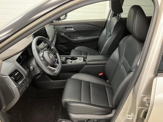 Nissan X-TRAIL 1.5 MHEV 163pk 5-Zits Tekna Automaat / 2000 KG Trekgewicht / Navigatie / 360 Graden Camera / Stoel- en Stuurverwarming / Verwarmde Voorruit / Fabrieksgarantie tot 07-2027 / Elektrische Kofferbak / Elektrische Stoelen met Geheugen /