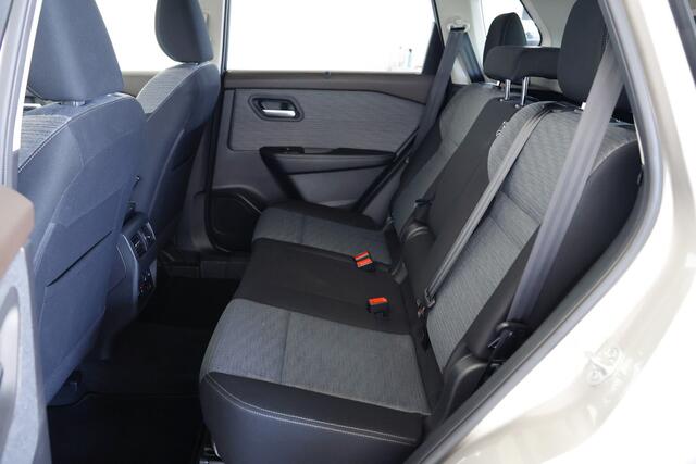 Nissan X-TRAIL 1.5 MHEV N-Connecta 2000 kg Trekgewicht / Panorama / ACC / Navi / CarPlay / Cam