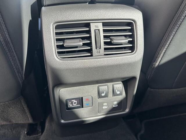 Nissan X-TRAIL 1.5 e-4orce Tekna 4WD / 1800kg Trekgewicht / Apple Carplay / Android auto / All season banden / Head-up Display / Elektrisch verstelbare stoelen met geheugen / Elektrische kofferbak /