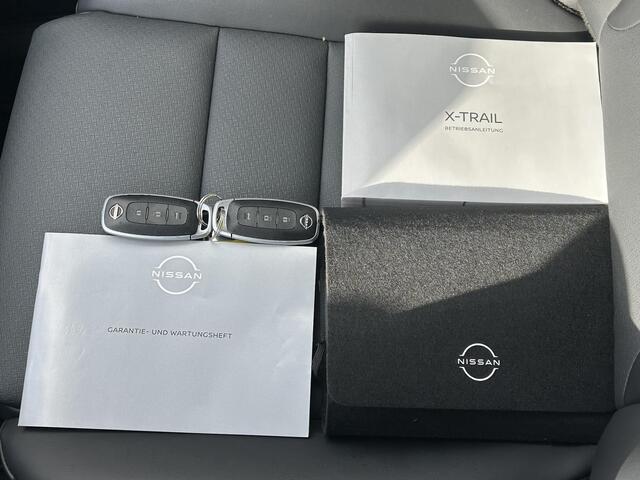 Nissan X-TRAIL 1.5 e-4orce Tekna 4WD / 1800kg Trekgewicht / Apple Carplay / Android auto / All season banden / Head-up Display / Elektrisch verstelbare stoelen met geheugen / Elektrische kofferbak /