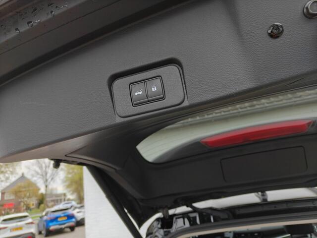 Nissan X-TRAIL 1.5 e-4orce Tekna 4WD 7p.