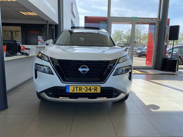Nissan X-TRAIL 1.5 e-4orce Tekna plus 4WD | 7-persoons ,Automaat,Navigatie,Rondomzichtcamra,Panoramadak,Digitaal Dasbord,Head-Up Display,Keyless,Bose,Telefoonlader,Leder&Stoelen Elektrischverstelbaar met Geheugen,20 Inch Lmv