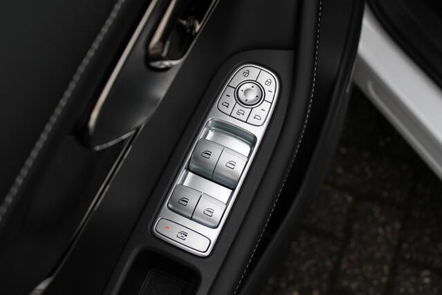 Omoda 5 Premium 61 kWh Automaat, Lederen Bekleding, Schuif/Kanteldak, Navigatie, Applecarpl./Andr. Auto, 400 KM ACTIERADIUS