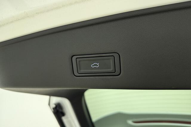 Omoda 5 SHS 1.6 T-GDi SHS-H Premium DEMO | Panoramisch Schuif/kanteldak | Keyless | Lederen bekleding | Stoelverwarming | Snel rijden | 7 Jaar fabrieksgarantie