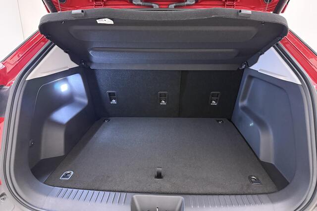 Omoda 5 SHS 1.6 T-GDi SHS-H Premium | Camera's rondom | Schuif/kantel dak | LED verlichting | Lederen bekleding | Stoelverwarming/ventilatie | Sfeerverlichting | Drive assist
