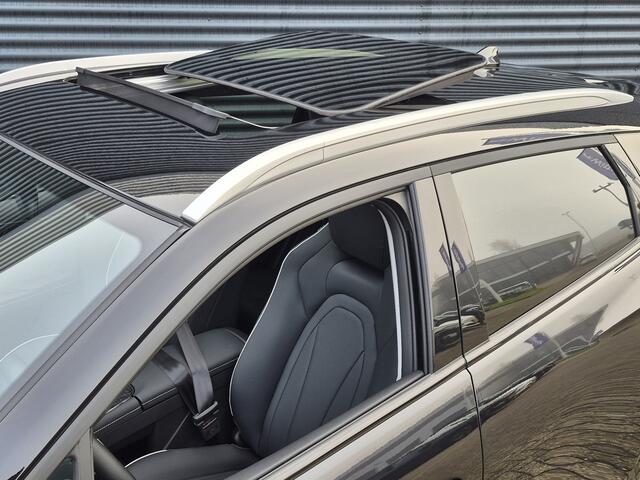 Omoda 5 SHS 1.6 T-GDi SHS-H Premium Full Hybride met Navigatie, Lederen bekleding en Camera Nu met 3000 euro Inruil/WK-voordeel
