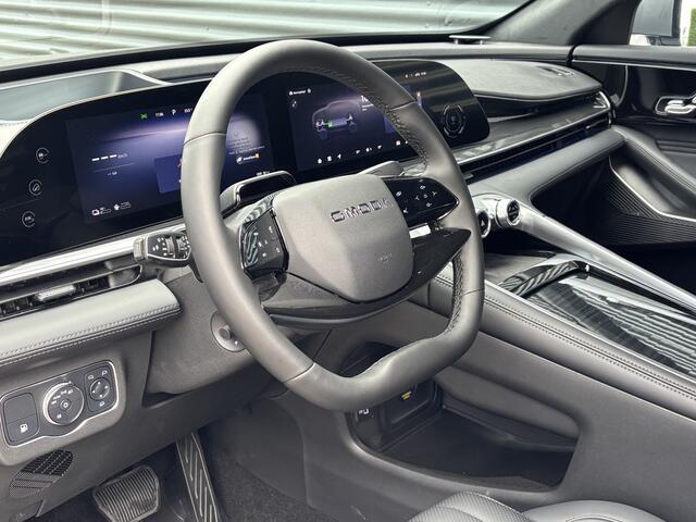 Omoda 9 SHS Premium Black Pack Plug-In Hybride Automaat met 1100 km Range, Black Pack, 21 inch Lichtmetalen velgen, Lederen bekleding, Elektrsiche stoelverstelling voor en achter Nu te bestellen en proef te rijden!