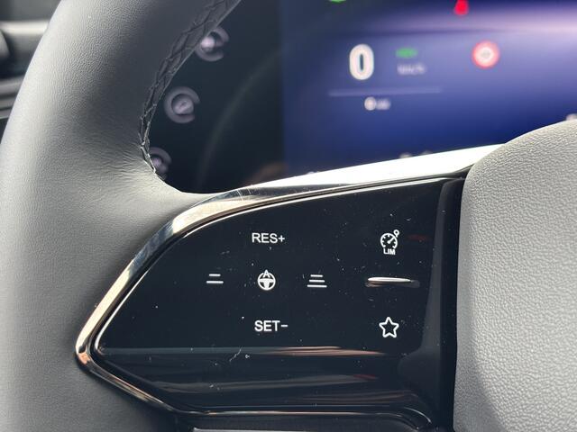 Omoda 9 SHS Premium Plug-In Hybride Automaat met 1100 km Range, Lederen bekleding, Elektrsiche stoelverstelling voor en achter Nu te bestellen en proef te rijden!