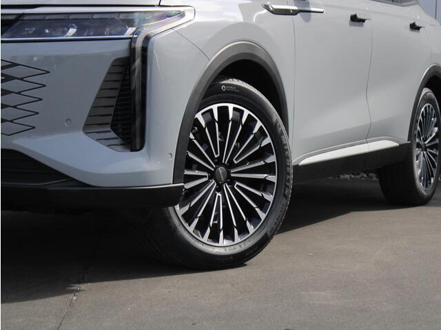 Omoda 9 SHS 1.5T-GDi SHS-P Premium 20"LM velgen, Schuif/kanteldak, 360 Camera, Stoelverwarming/ventilatie, Alcantara hemel, Sony Premium Audio