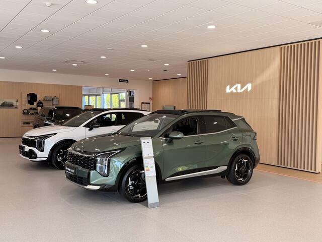 Omoda 9 SHS 1.5T-GDi SHS-P Premium - PHEV Premium - Panoramadak - 140km actieradius plug in hybride - Parkeerhulp voor en achter - 7 jaar fabrieksgarantie