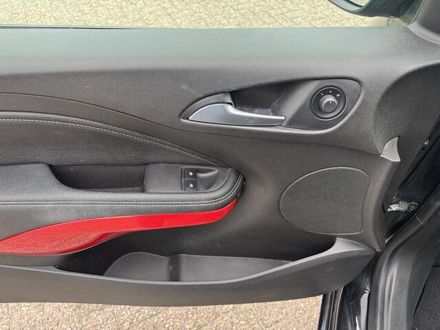 Opel ADAM 1.0 Turbo Glam Favourite