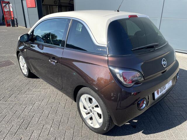 Opel ADAM 1.2 Jam Favourite (Airco - Navigatie via APP - Apple Carplay - Parkeersensoren - Lichtmetalen velgen - Two Tone)
