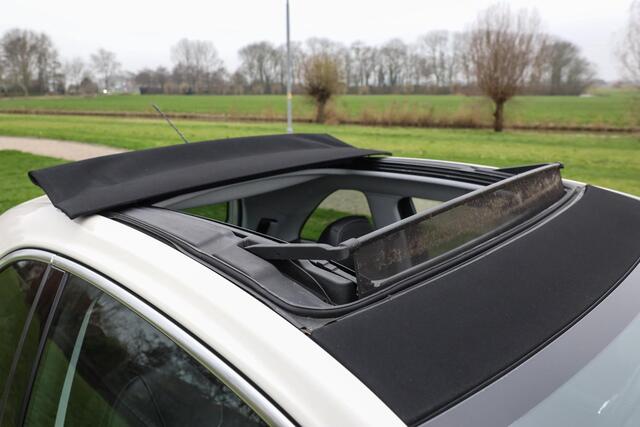 Opel ADAM 90 PK Turbo Rocks BlitZ ? Open dak ? Carplay ? Stuurverwarming