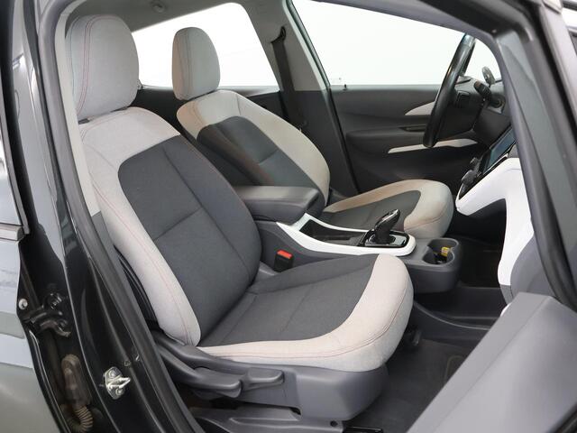 Opel AMPERA Ampera-e Business 60 kWh | Stoel/Stuurwielverwarming | Climate Control | Bi-Xenon | Carplay Navigatie |