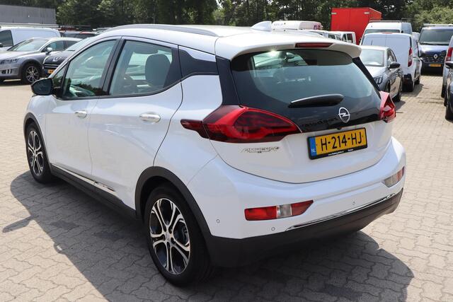 Opel AMPERA Ampera-e Business executive 60 kWh Apple Carplay, Climate control, Cruise control, Stuurverwarming, Stoelverwarming, Lane Control