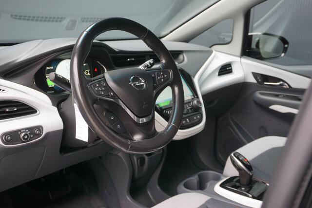 Opel AMPERA Ampera-e Business executive 60 kWh | Origineel NL | PDC | Stuur- en stoelverwarming | ACC | Airco |
