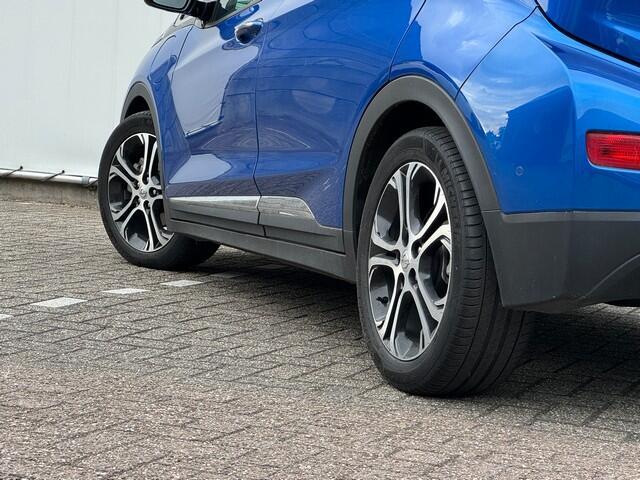 Opel AMPERA Ampera-e Business Executive 60 kWh met Leer, Navi/Camera, BOSE, CarPlay, Winterpakket