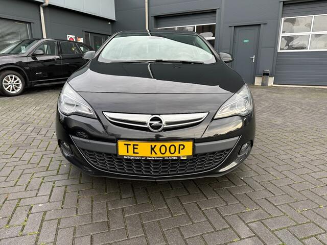 Opel ASTRA 1.4 Turbo GTC Black Edition Navi 140pk