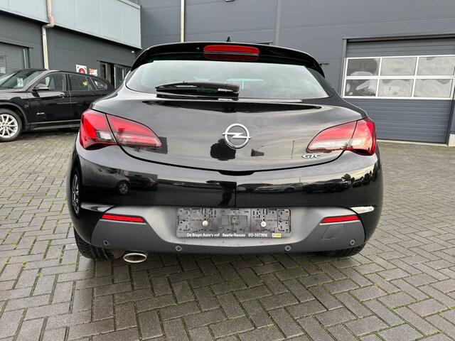 Opel ASTRA 1.4 Turbo GTC Black Edition Navi 140pk