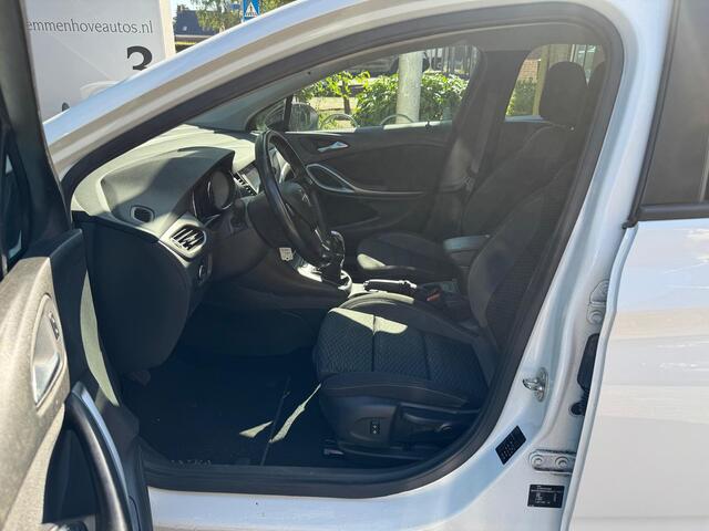 Opel ASTRA 1.2 Business Edition