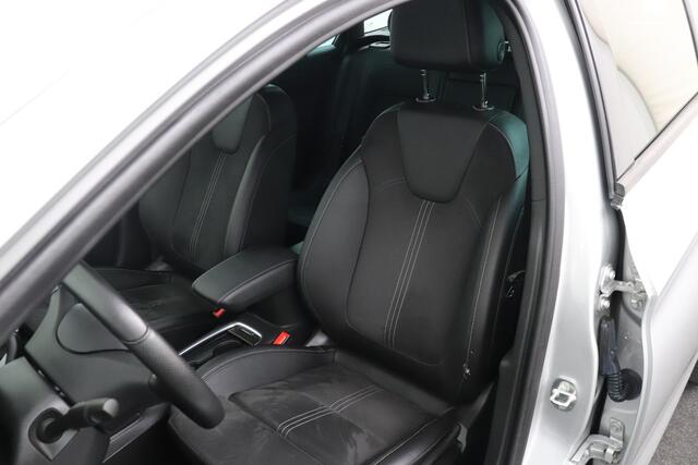 Opel ASTRA Sports Tourer 1.4 146 PK Aut. Ultimate Camera Carplay Stoelverw+Stuur