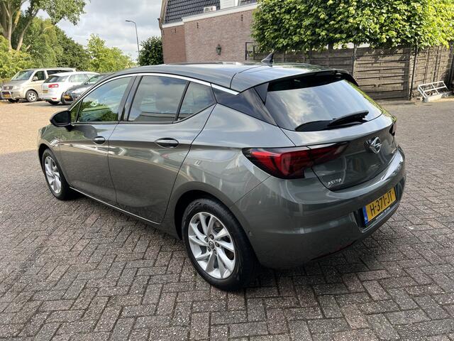 Opel ASTRA 1.2 Elegance Trekhaak, Cruise, Camera, Stoelverwarming, Carplay.