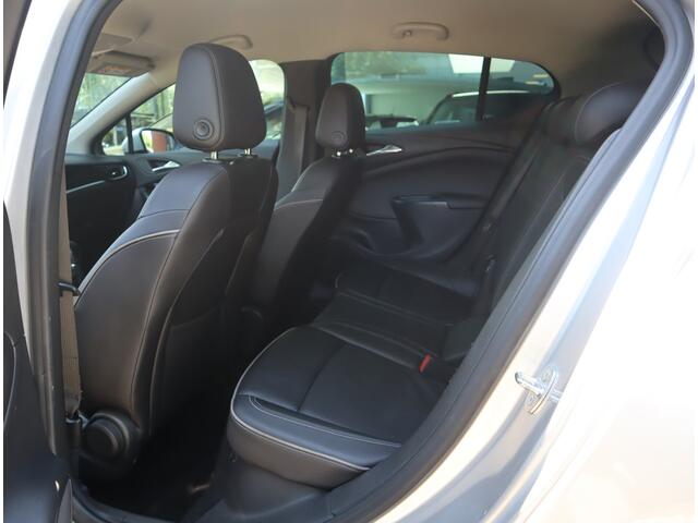 Opel ASTRA 1.0 Innovation / Leder / Sportstoelen