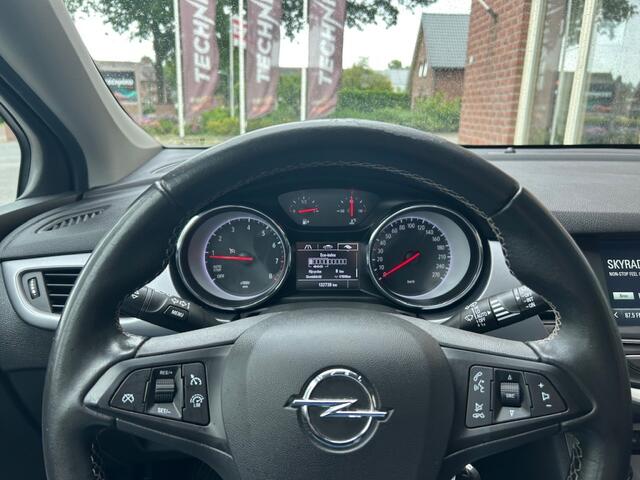 Opel ASTRA 1.2 Edition TREKHAAK / NAVI / LMV+ALLSEASON / AIRCO / CRUISE / L