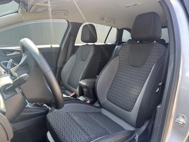 Opel ASTRA WORD VERWACHT: Sports Tourer 1.2 Business Executive