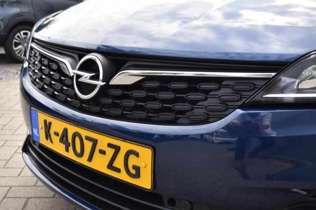 Opel ASTRA 1.2 Edition NAVI / CAMERA / TREKHAAK / Dubb. AGR stoel