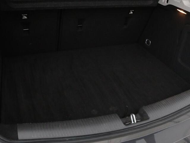 Opel ASTRA 1.4 Turbo Edition | 150pk | Trekhaak | Carplay | Climate control | Parkeerhulp | Cruise control | Bluetooth