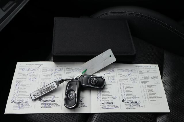 Opel ASTRA Sports Tourer 1.4 Innovation Lederen interieur, Apple Carplay, Navigatie, Stoel- en stuurverwarming, Trekhaak, Camera