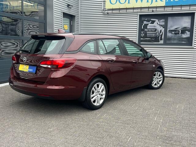 Opel ASTRA Sports Tourer 1.0 Business+