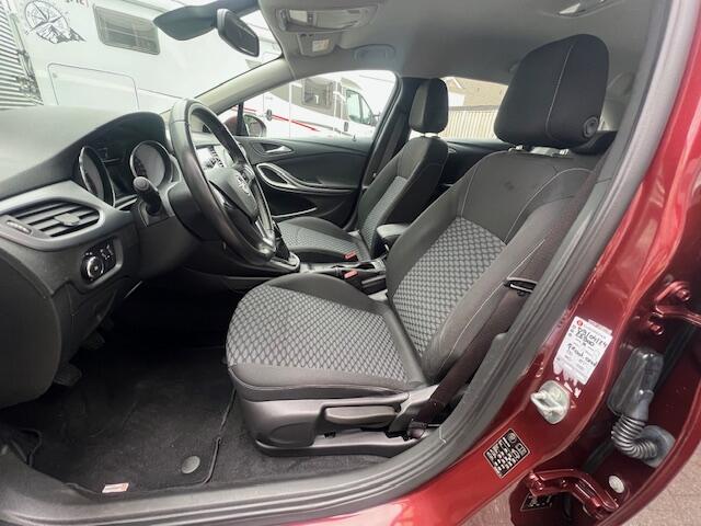 Opel ASTRA Sports Tourer 1.0 Business+