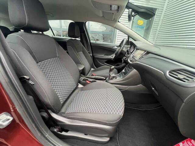 Opel ASTRA Sports Tourer 1.0 Business+