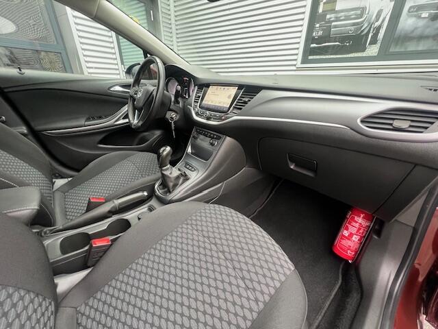 Opel ASTRA Sports Tourer 1.0 Business+