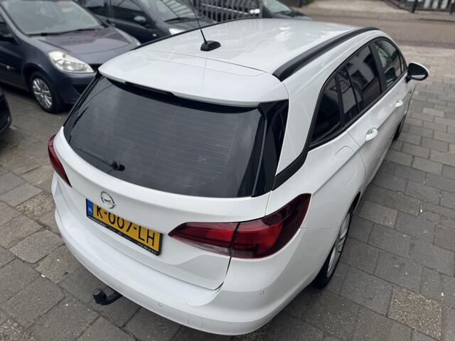 Opel ASTRA 1.2 Bns Edition *BTW-Auto*
